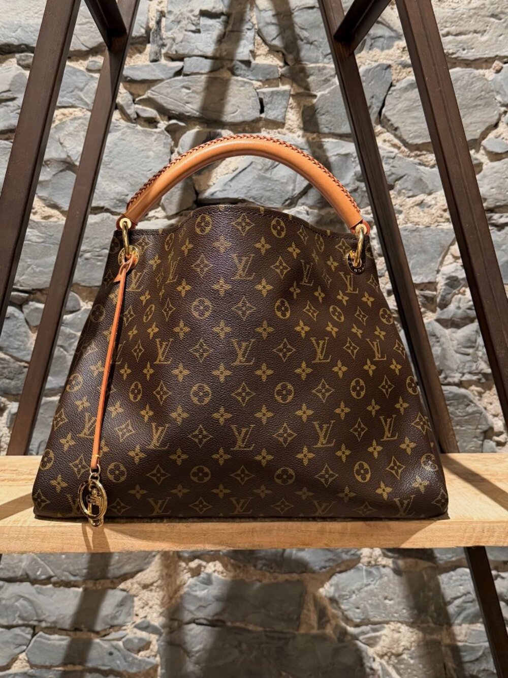 Louis Vuitton Brown Monogram Artsy MM Bag